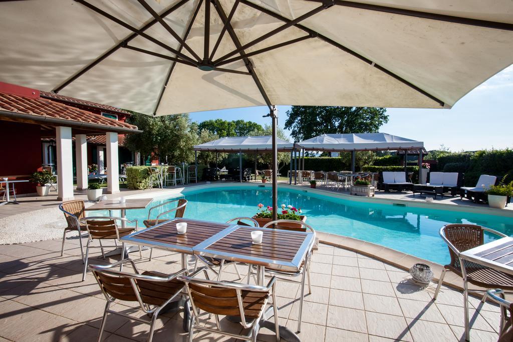 Hotel La Posta Di Torrenova Orbetello Exterior photo